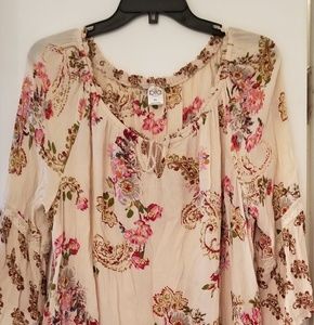 Super Cute Bila Spring Top size XL